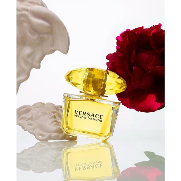 NWT MINI Versace Yellow Diamond Perfume - Picture 3 of 3